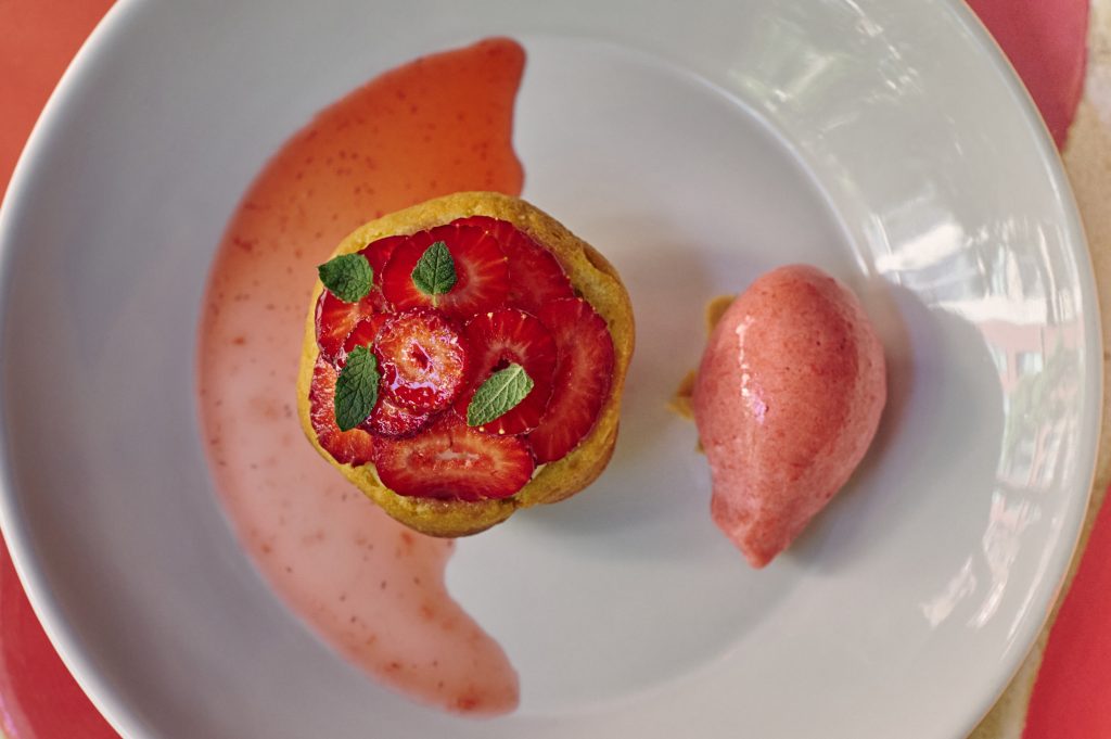 Harry’s berries & cream olive oil short cake, seasonal strawberries and white peach mousse